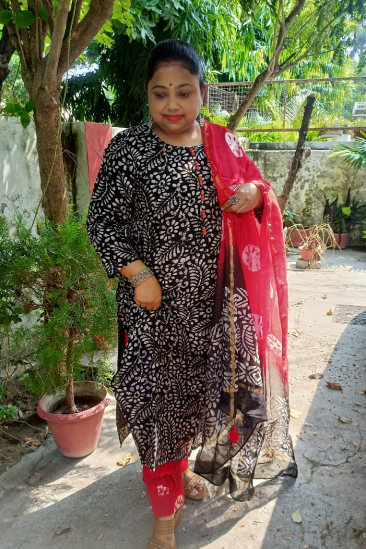 Red-Black Batik print Pure Chanderi Silk suit