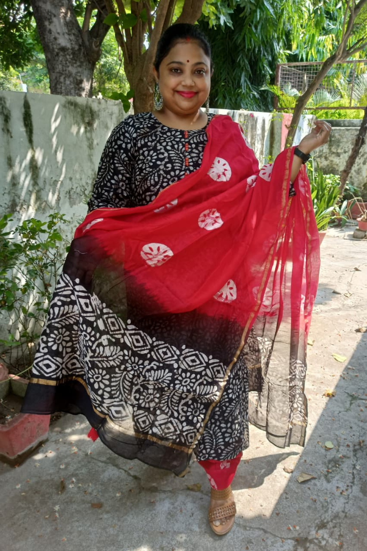 Red-Black Batik print Pure Chanderi Silk suit