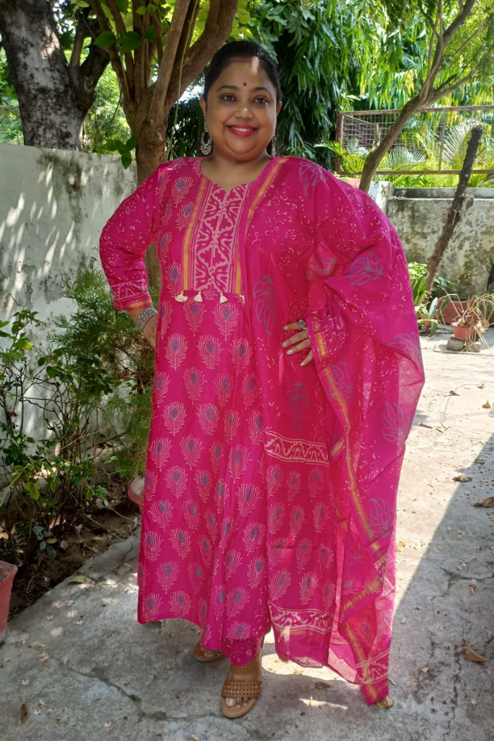 Majenta Pure Mulberry silk handcrafted suit