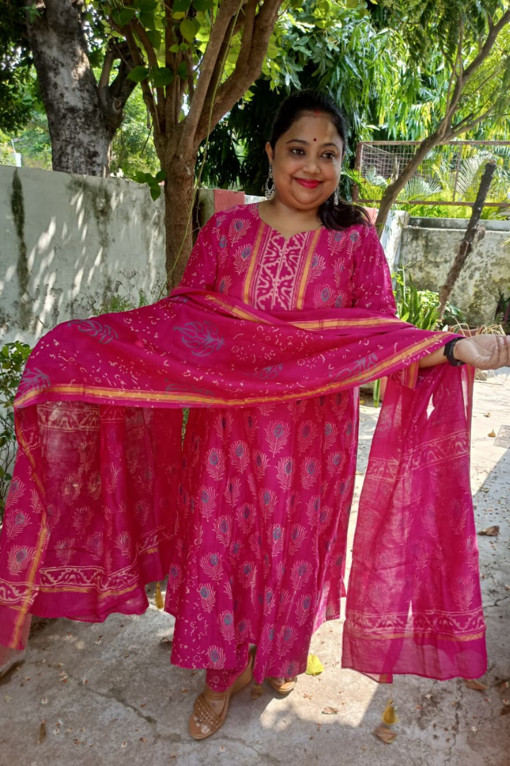 Majenta Pure Mulberry silk handcrafted suit