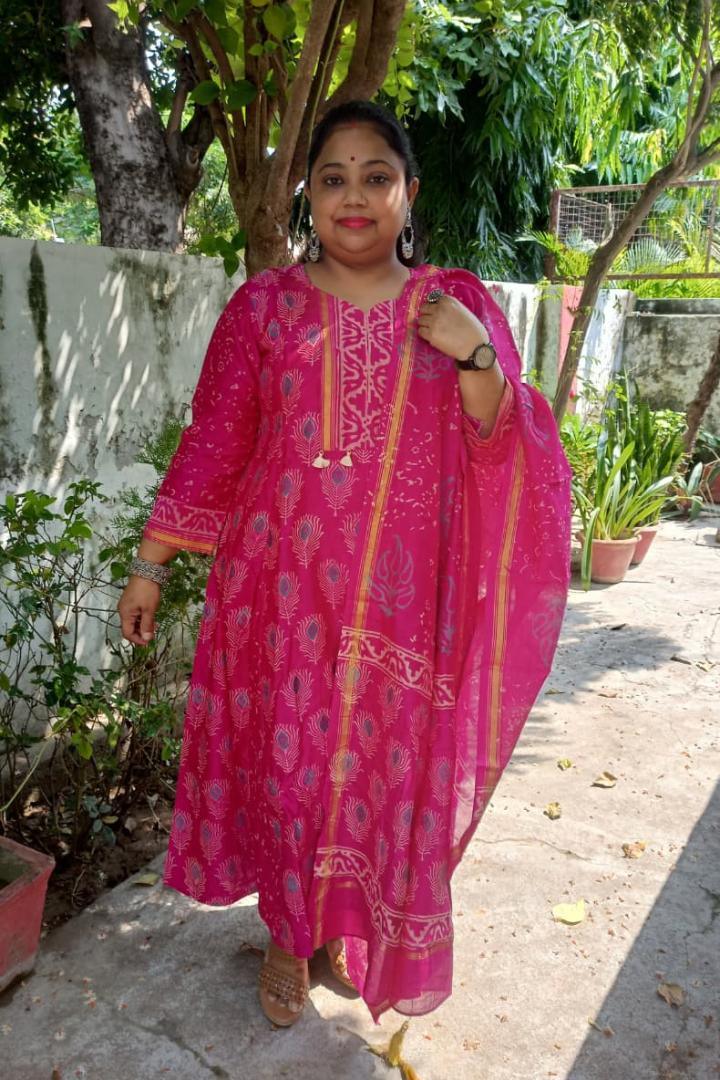 Majenta Pure Mulberry silk handcrafted suit