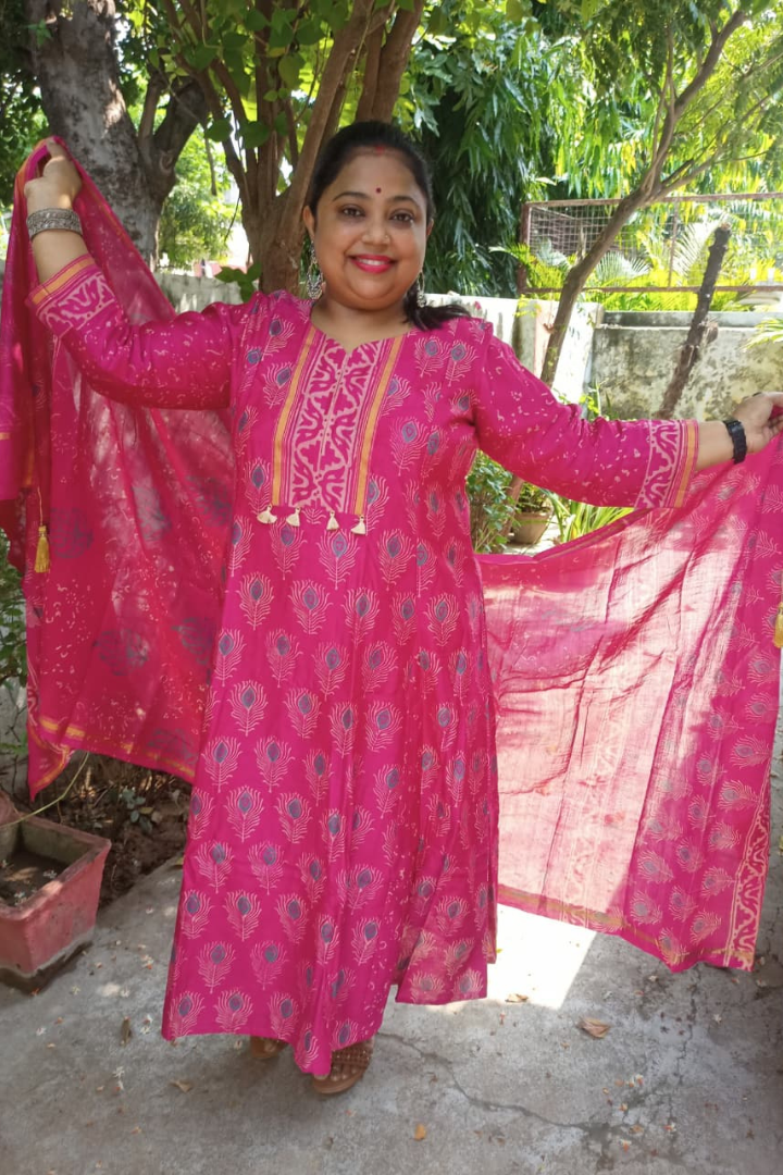 Majenta Pure Mulberry silk handcrafted suit