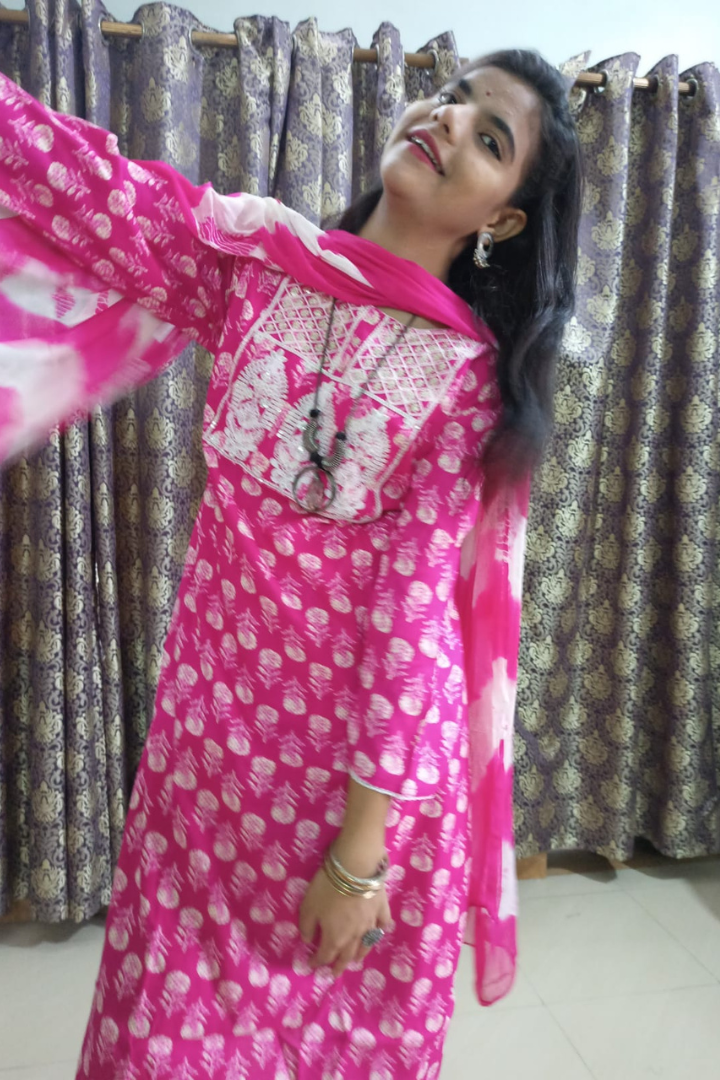 Pink yoke embroidery cotton suit set
