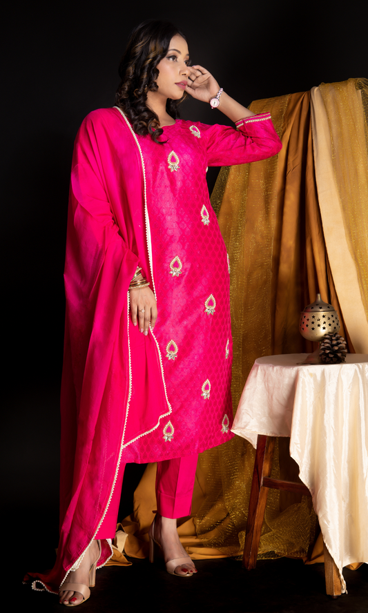Hot Pink Tanchui silk Kurta pant set-Hand embroidered motifs