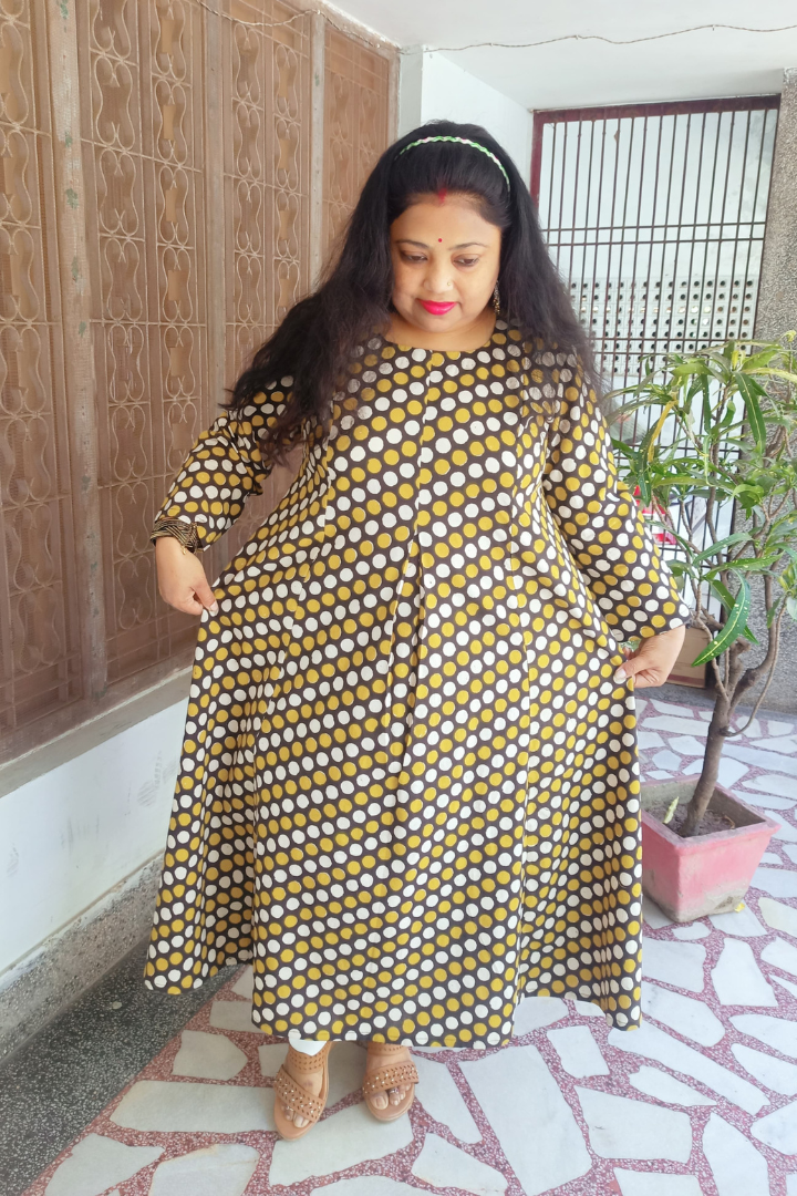 Black-mustard Polka dot front box pleated kurta