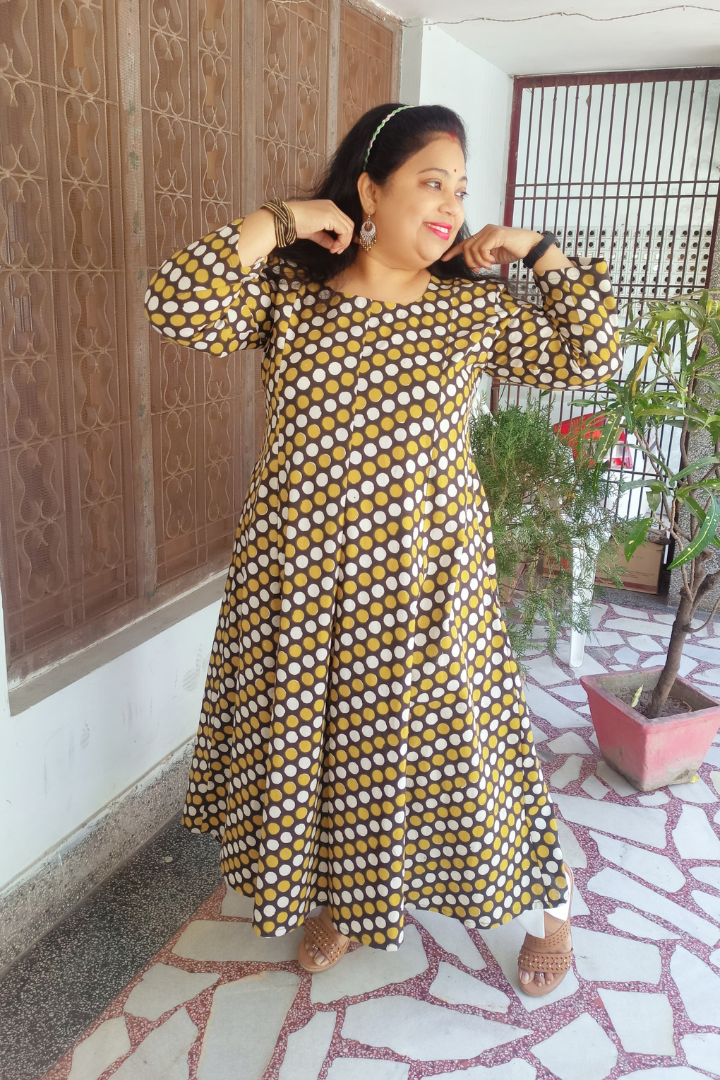 Black-mustard Polka dot front box pleated kurta